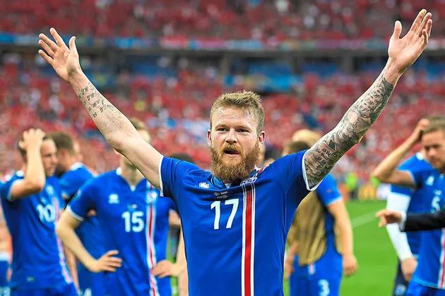 Aron Gunnarsson played for Cardiff City 
